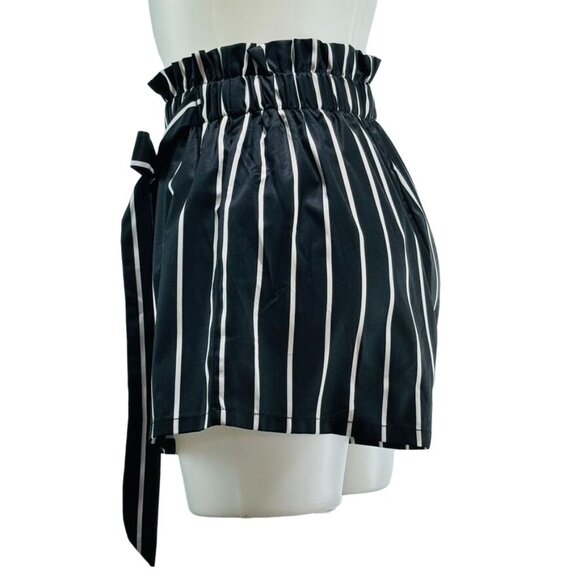 SHEIN Women's Shorts Polyester Black White Striped Tie Belt Stretch Waist Size M - Picture 3 of 9